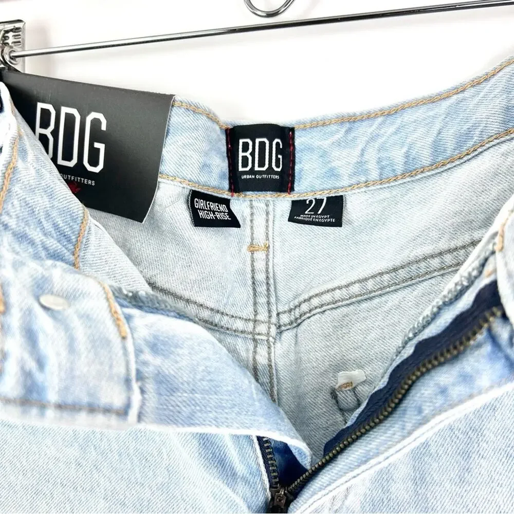 Bdg High Waisted‎ Denim Short Distressed Girlfriend Light Wash Size 27